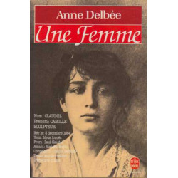 Une femme
