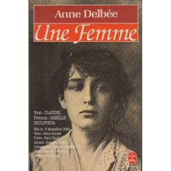 Une femme
