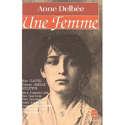 Une femme