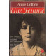 Une femme