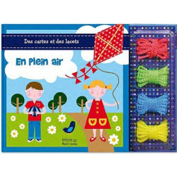 En plein air des cartes et des lacets